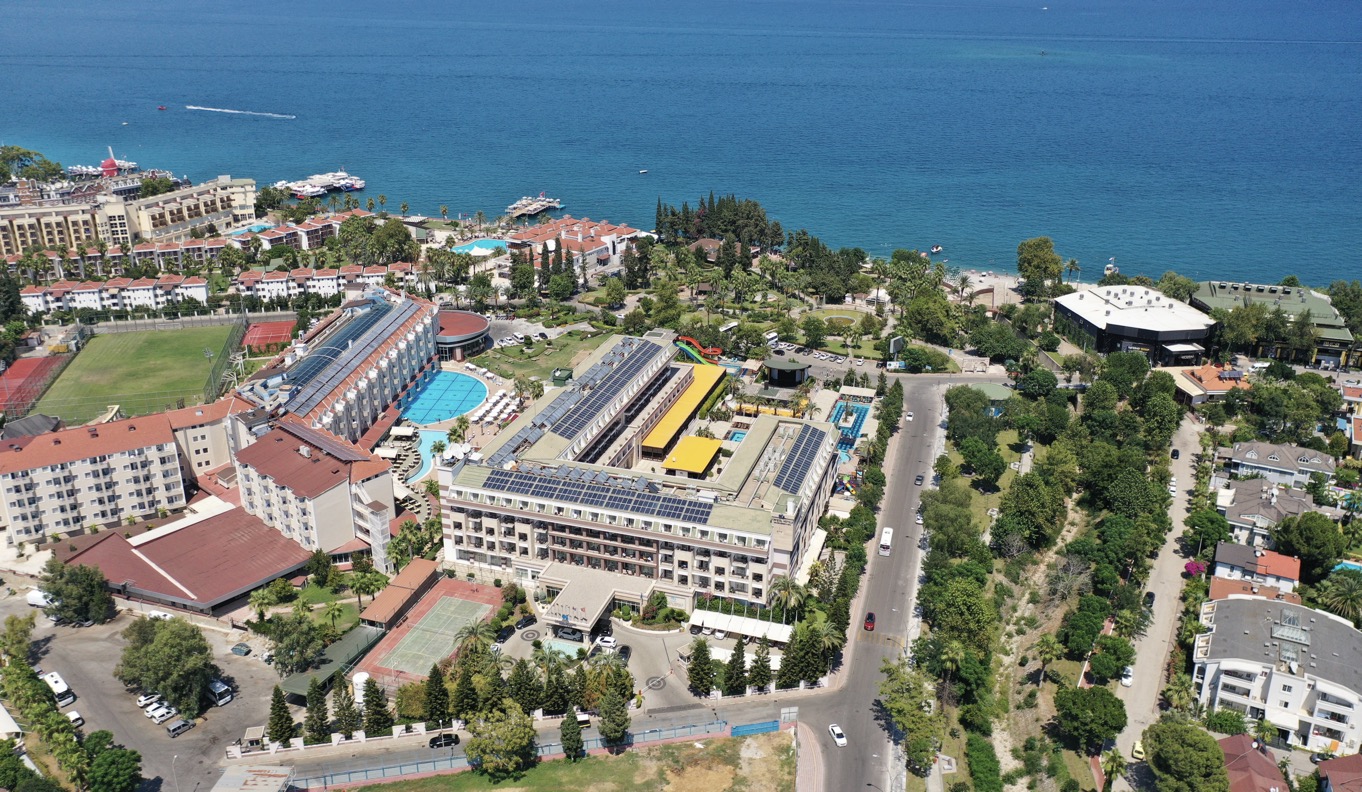 Crystal De Luxe Resort Spa
