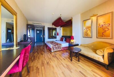 Horus Paradise Luxury Resort 