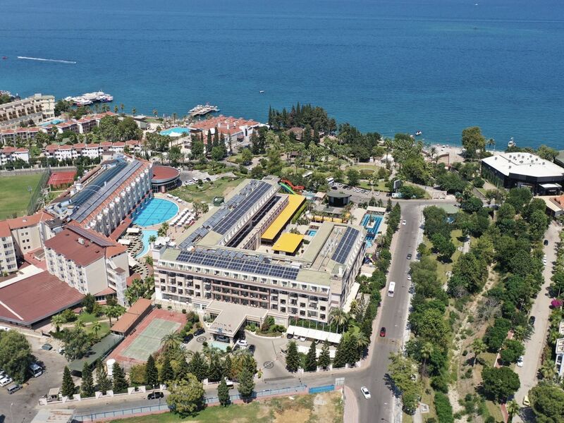 Crystal De Luxe Resort Spa