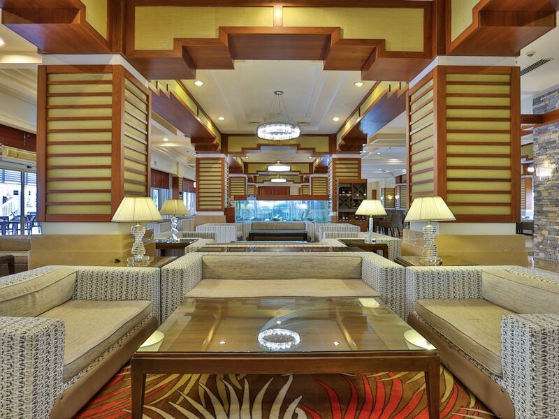 Crystal De Luxe Resort Spa