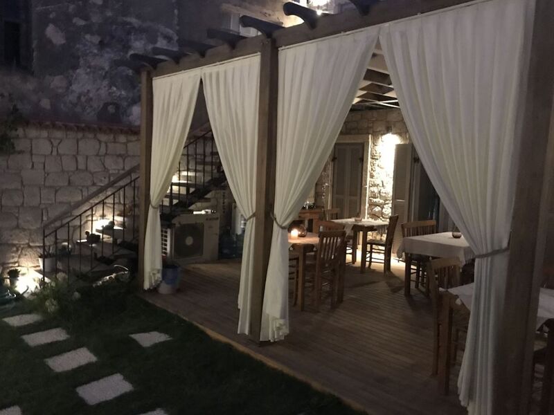 Cona Butik Otel