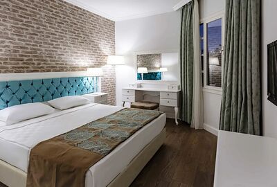 Euphoria Palm Beach Resort
