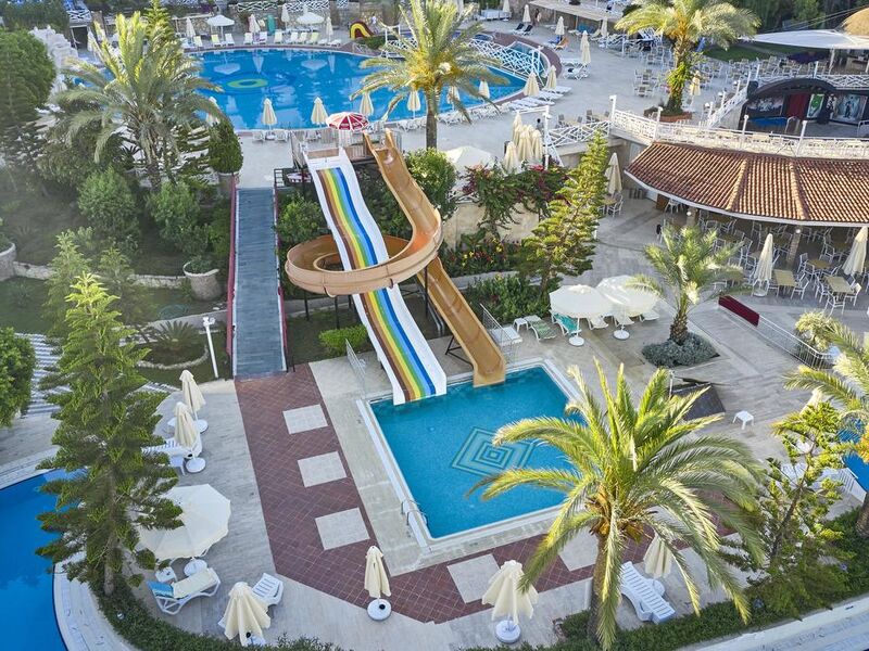 Seaden Corolla Hotel