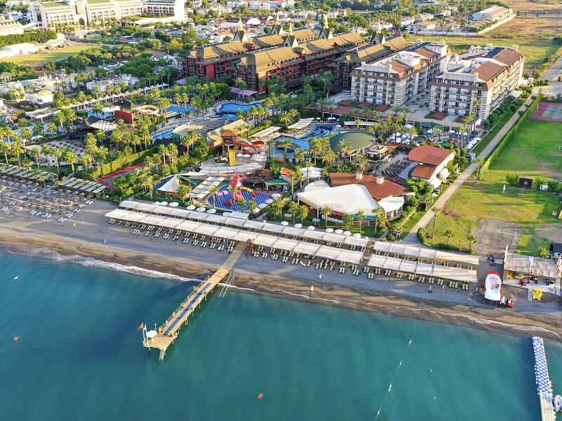 Crystal Family Resort