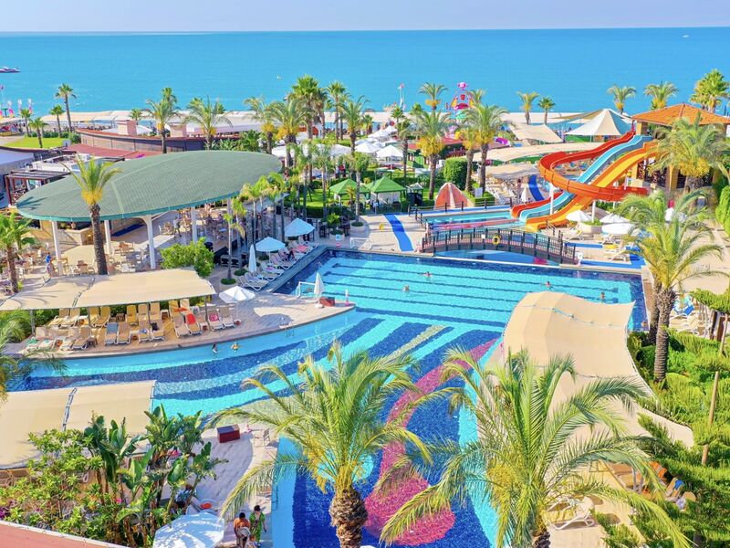 Crystal Family Resort
