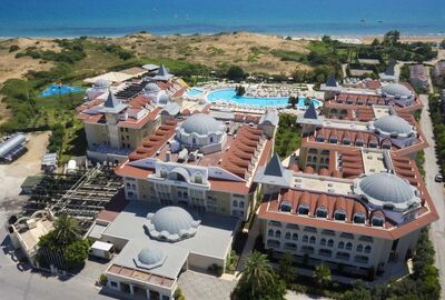 Side Star Resort