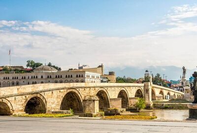 İzmir Çıkışlı Kosovalı Baştanbaşa Balkanlar Ajet ile Çevre Gezileri, Extra Turlar ve Akşam Yemekleri Dahil