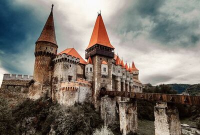 Transilvanya İncileri Turu Tüm Çevre Gezileri ve Ekstra Turlar Dahil 5 Gece 6 Gün MT001