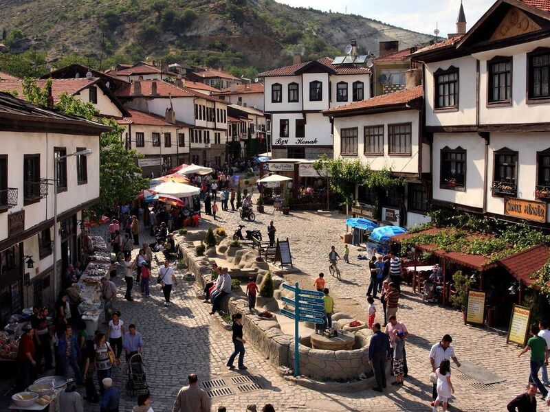 Beypazarı Abant Gölcük Amasra Turu 1 Gece Konaklamalı