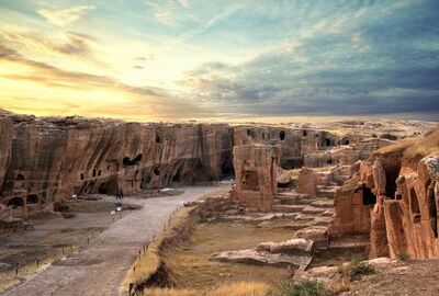 Antalya Hareketli Uçaklı Butik Mardin Süryani Köyleri Diyarbakır Turu