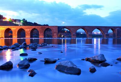 Antalya Hareketli Uçaklı Butik Mardin Süryani Köyleri Diyarbakır Turu