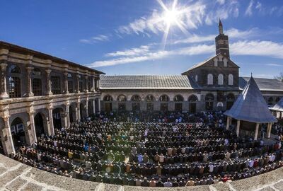 Antalya Hareketli Uçaklı Butik Mardin Süryani Köyleri Diyarbakır Turu