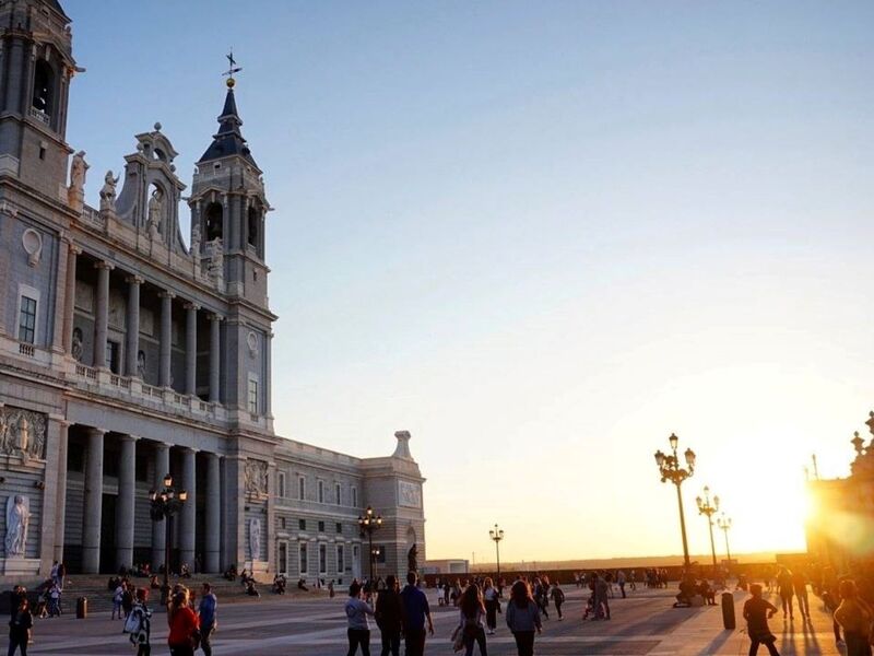 Büyük İspanya Turu Pegasus Hava Yolları İle 7 Gece 8 Gün Yaz Dönemi MAD-BCN TT001