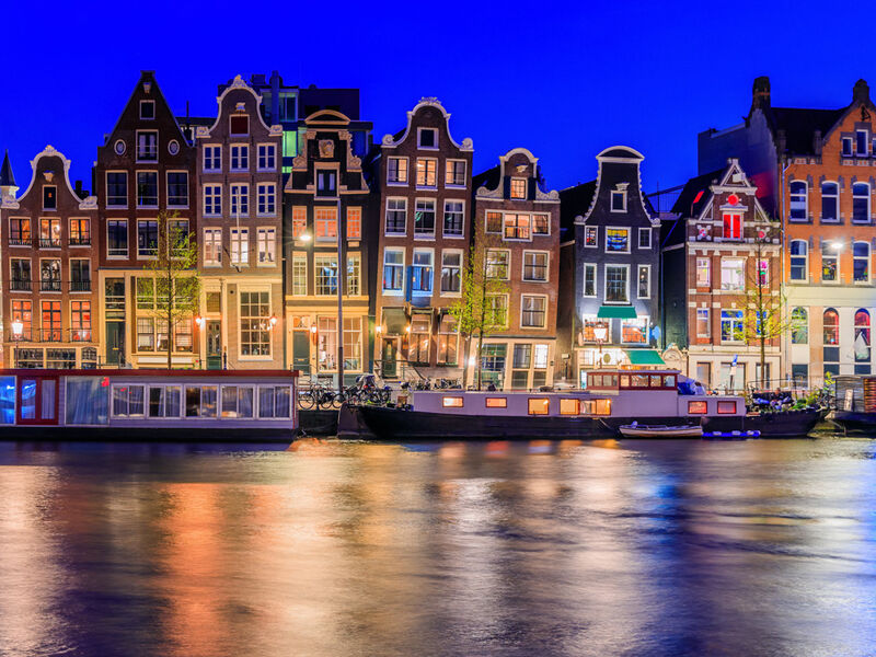 Elegant Benelüx & Alsace & Paris Turu AnadoluJet Havayolları ile 7 Gece (BSL-AMS) FL001