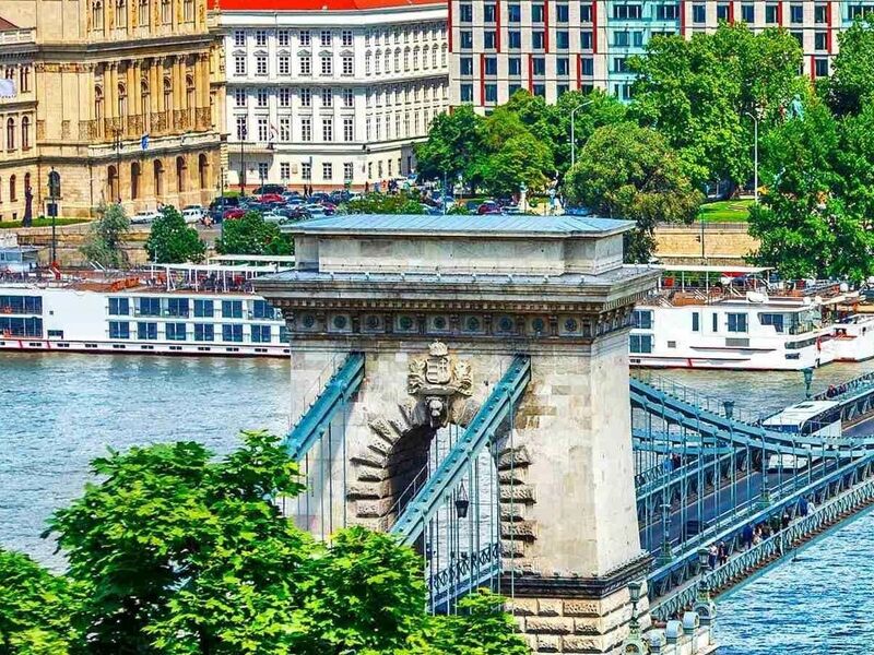 Orta Avrupa Turu AJet Havayolları ile Sabiha Gökçen Hareketli 2025