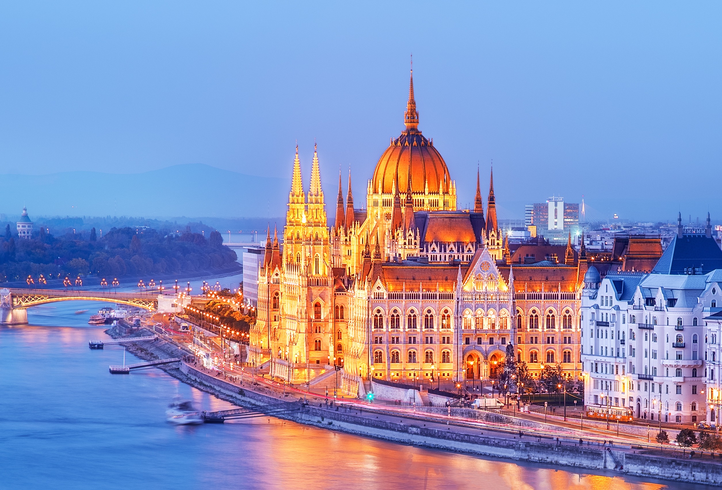 5 Ülke İle Mega Orta Avrupa Turu Pegasus Havayolları ile 7 Gece (BUD-PRG) 08 Kasım IS001