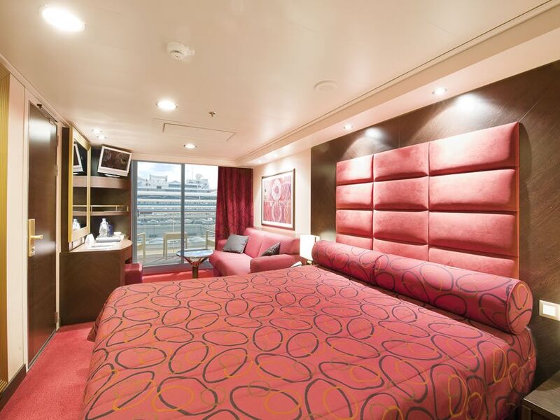 İSTANBUL HAREKETLİ MSC FANTASİA İLE BATI AKDENİZ & YUNAN ADALARI - 2026 İSTANBUL KALKIŞ