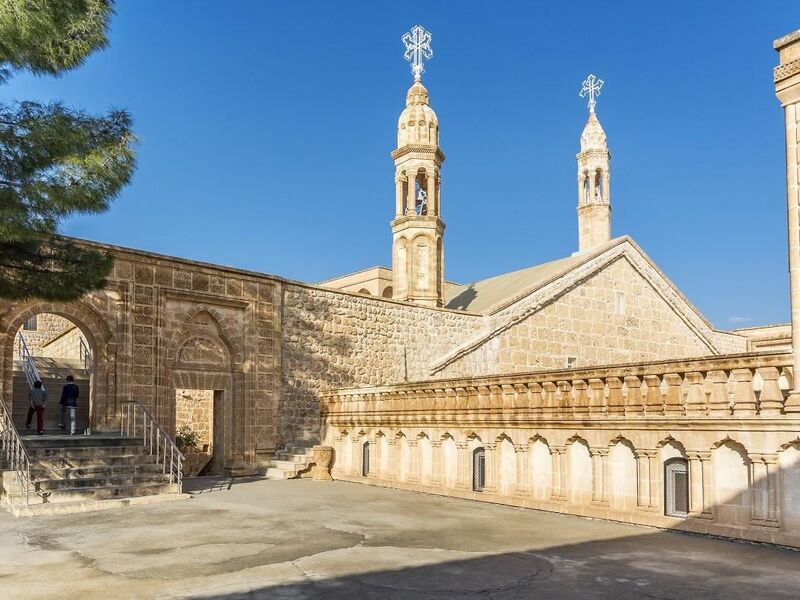 Uçaklı Butik Mardin Süryani Köyleri Diyarbakır Turu