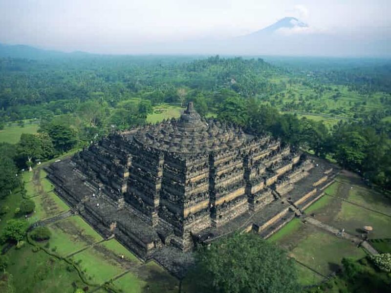 Baştan Başa Endonezya Turu THY İle 9 Gece 11 Gün