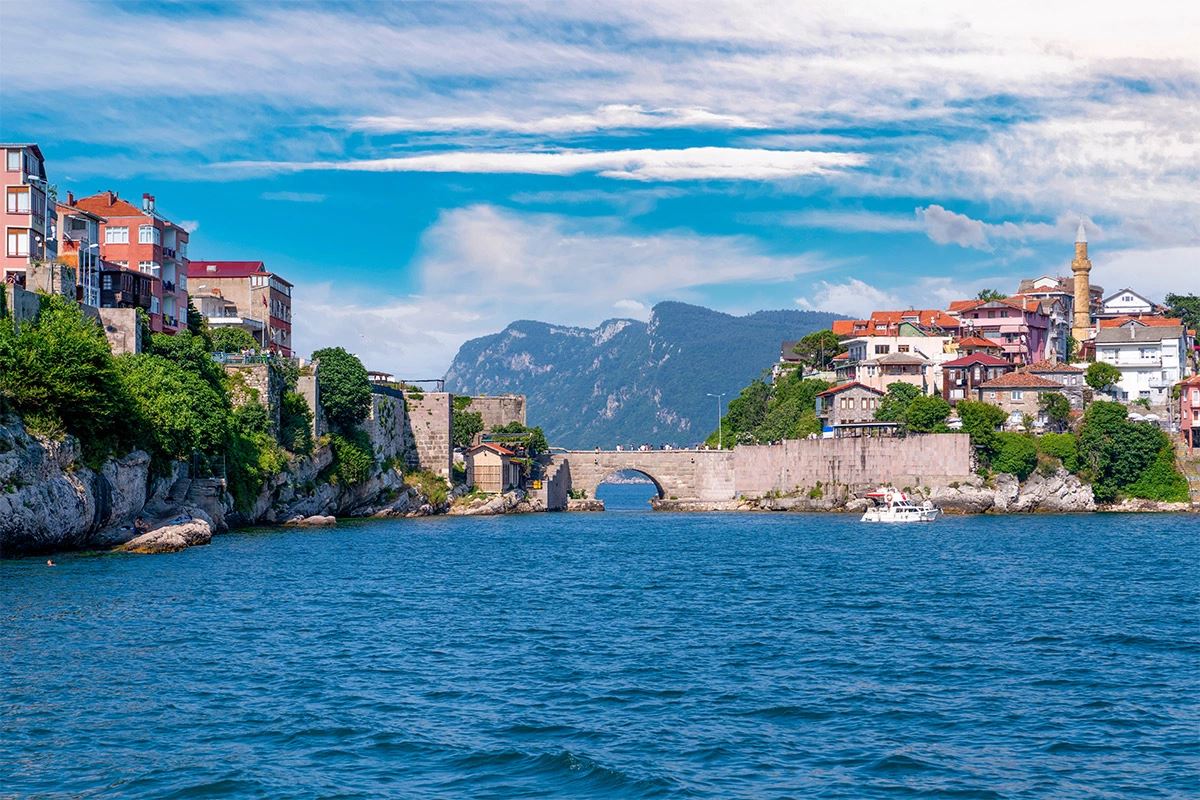 İstanbul Çıkışlı Otobüslü Safranbolu Amasra Abant Turu 1 Gece Konaklamalı