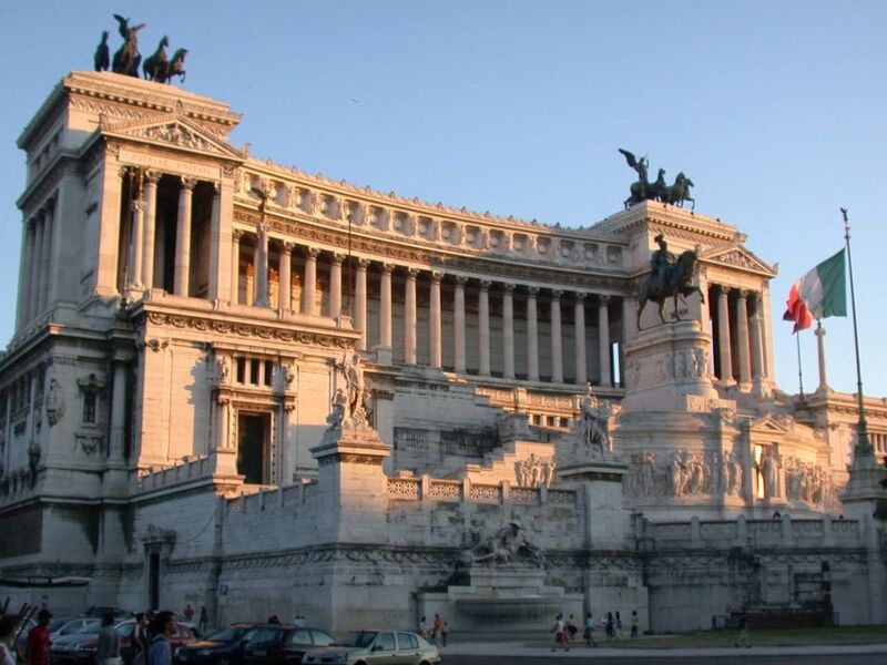 Büyük İtalya Plus Turu Pegasus Havayolları ile 7 Gece 8 Gün (FCO-MXP) RD001 - 8 Kasım